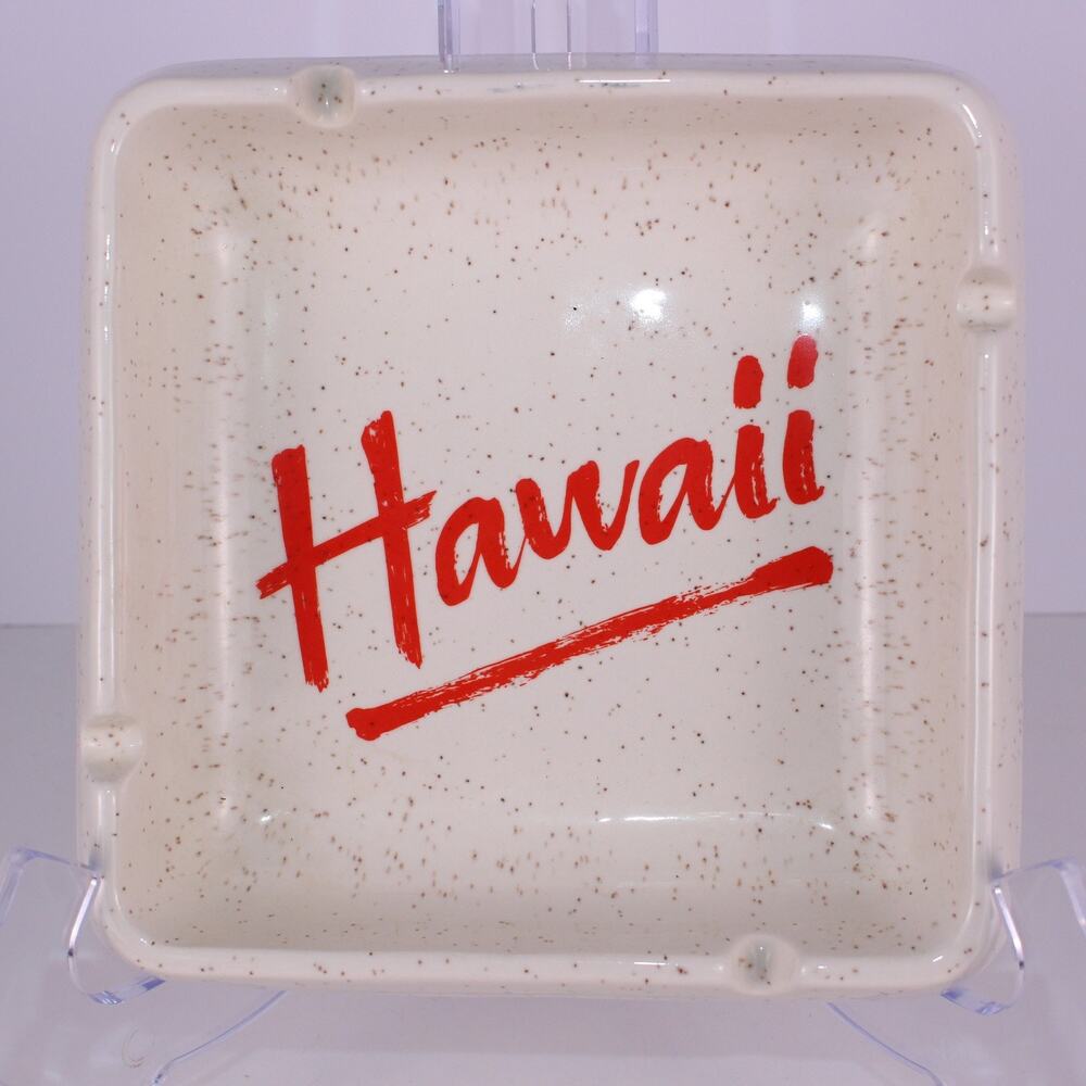Hawaii Souvenir Ashtray Vintage Treasure Craft of Hawaii